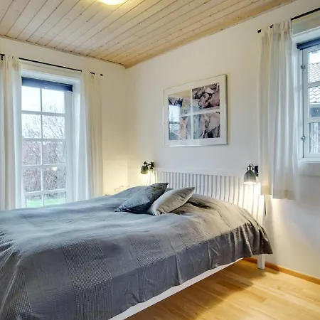 Holiday home Onerva - 1-2km From The Sea In Lolland- Falster And Mon By Interhome *